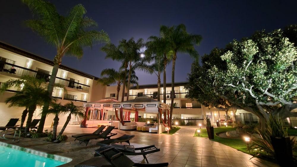 Atrium Hotel Orange County Irvine Eksteriør billede