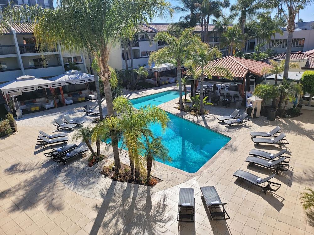 Atrium Hotel Orange County Irvine Eksteriør billede
