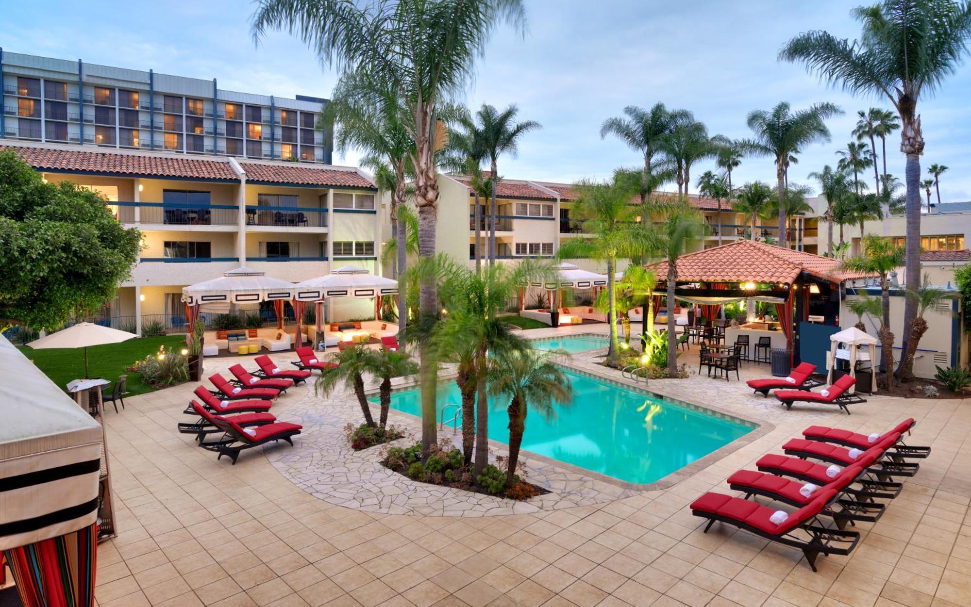 Atrium Hotel Orange County Irvine Eksteriør billede